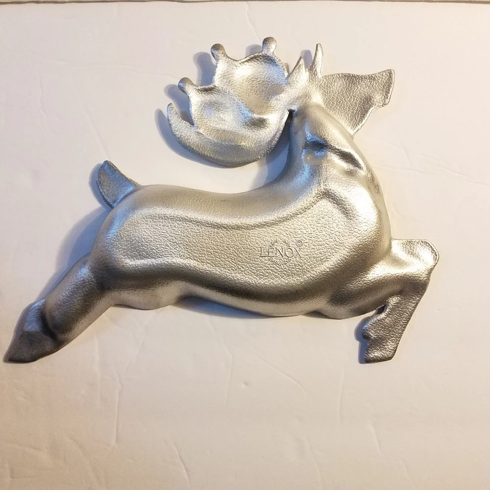 Lenox Yuletide Reindeer Metal Serveware